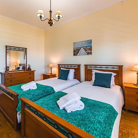 Casa A Beira Mar - Countryhouse With Ocean View Sao Pedro da Cadeira Bagian luar foto