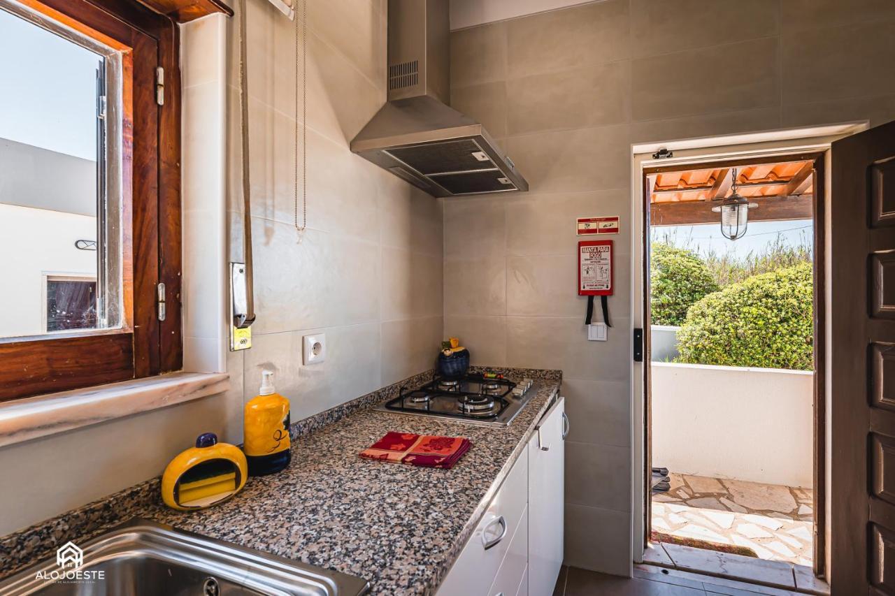 Casa A Beira Mar - Countryhouse With Ocean View Sao Pedro da Cadeira Bagian luar foto