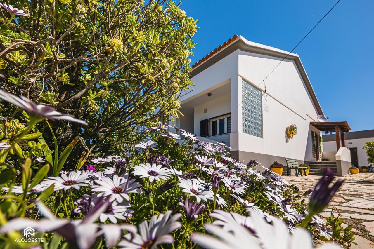 Casa A Beira Mar - Countryhouse With Ocean View Sao Pedro da Cadeira Bagian luar foto